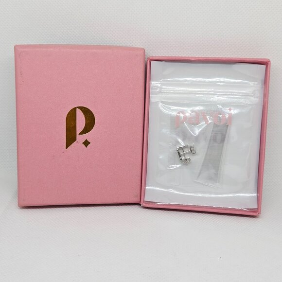 NIB PAVOI 14K Gold Plated Sterling Silver Alphabet Letter Earrings Letter "I" - Picture 3 of 4
